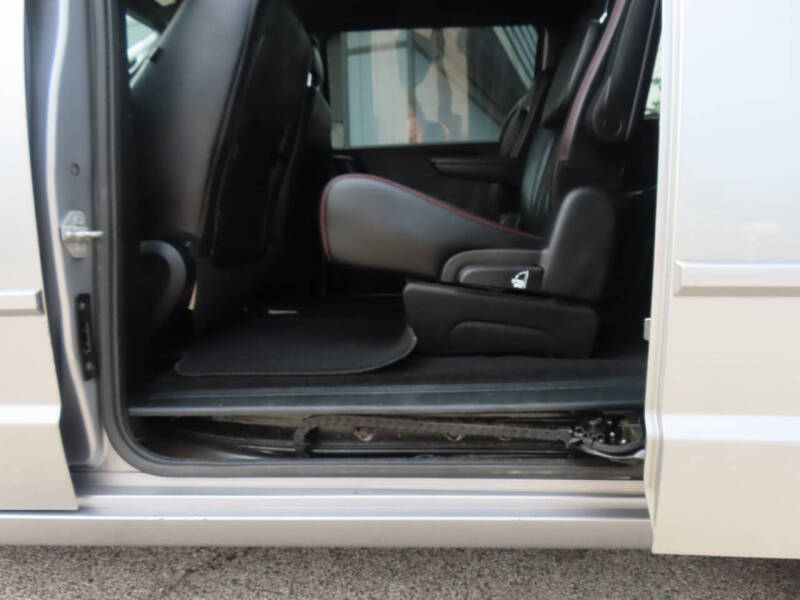 2016 Dodge Grand Caravan R/T