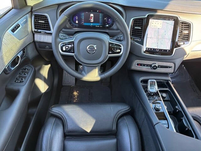 2023 Volvo XC90 B6 Ultimate Bright Theme 6P