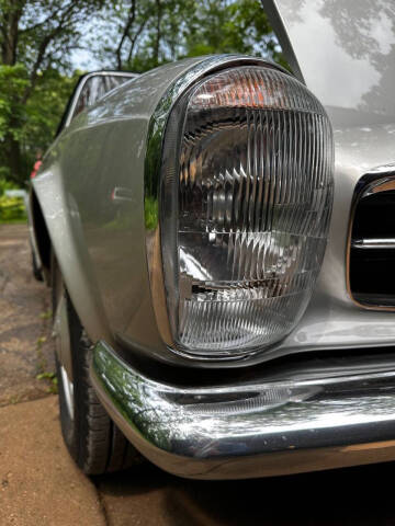 1965 Mercedes-Benz 230SL