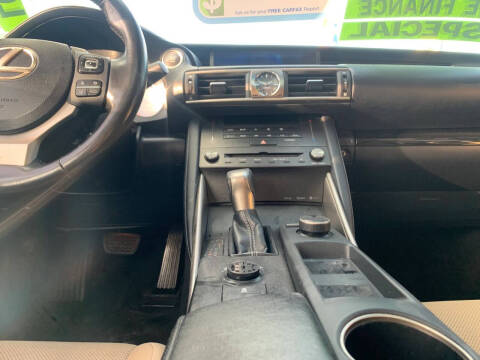 2019 Lexus IS 300