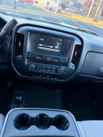 2018 Chevrolet Silverado 1500 Custom