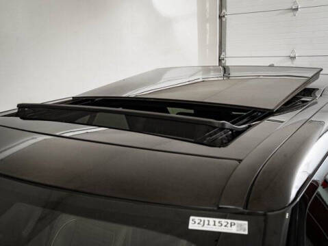 2023 Land Rover Discovery P360 S R-Dynamic