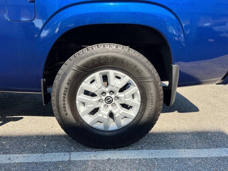 2022 Nissan Frontier SV