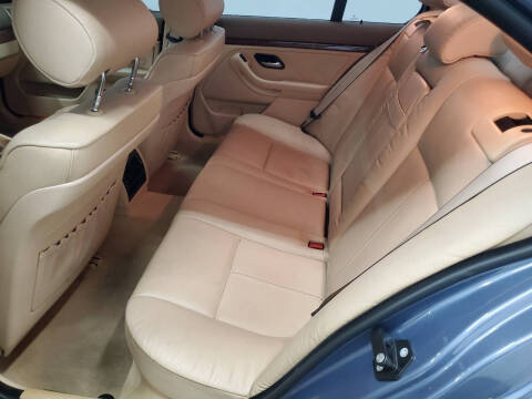 2001 BMW 5 Series 530i