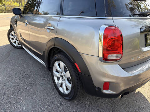 2017 MINI Countryman Cooper
