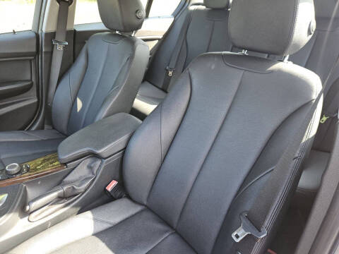2015 BMW 3 Series 328i