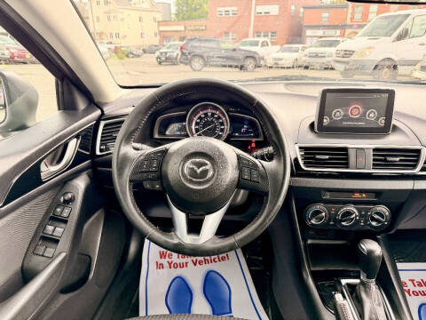 2015 Mazda MAZDA3 i Touring