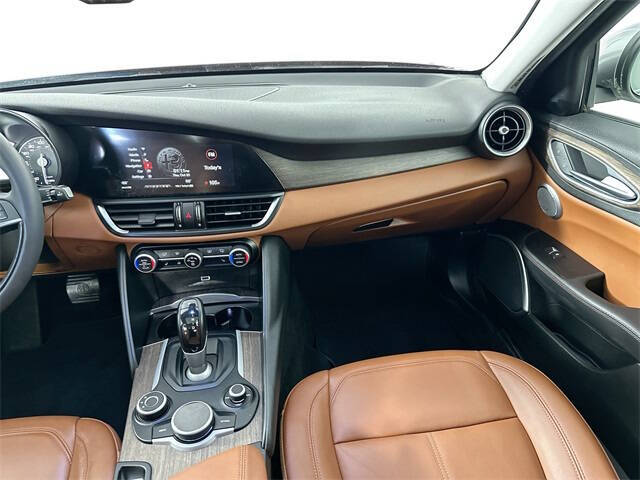 2017 Alfa Romeo Giulia Ti