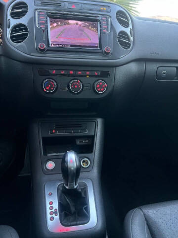 2017 Volkswagen Tiguan 2.0T Wolfsburg Edition