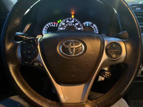 2014 Toyota Camry SE