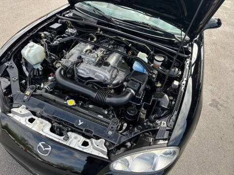 2004 Mazda MX-5 Miata LS