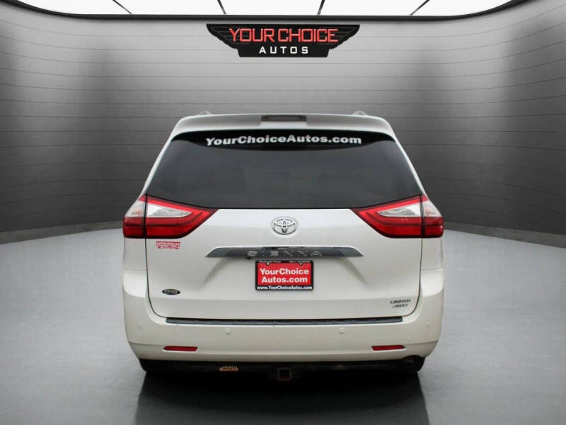 2016 Toyota Sienna Limited Premium 7-Passenger