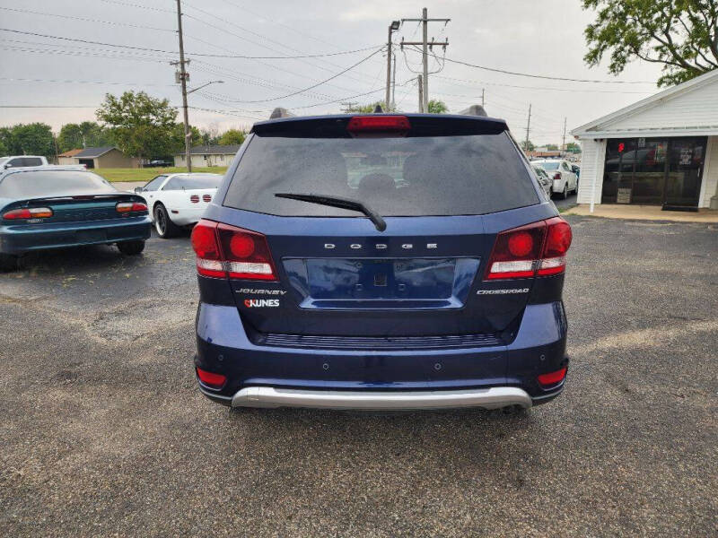 2020 Dodge Journey Crossroad