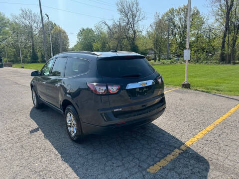 2016 Chevrolet Traverse LS