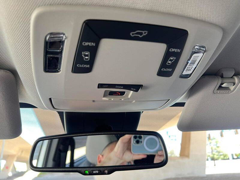 2026 Toyota Sienna LE 8-Passenger