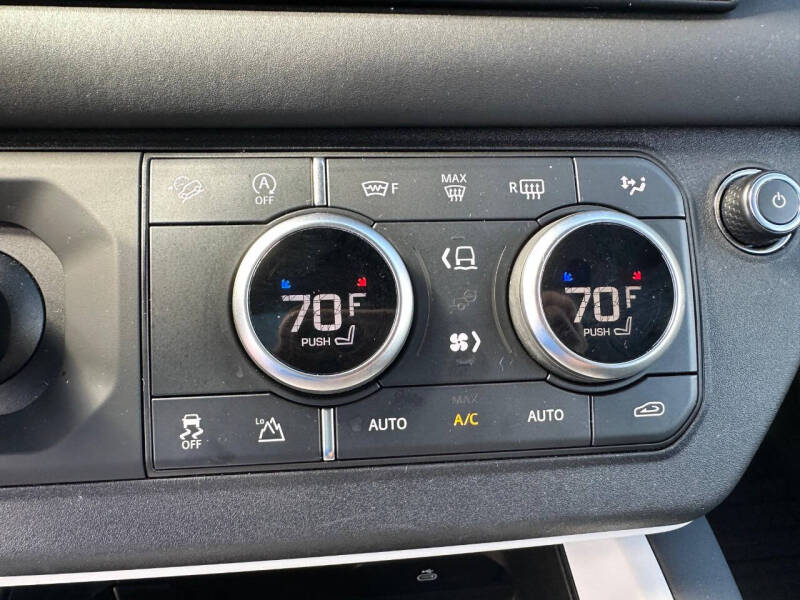 2025 Land Rover Defender 110 P300 S