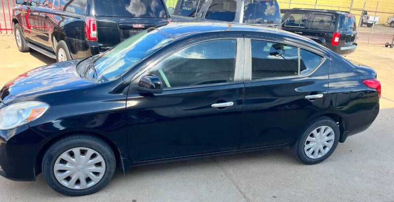 2012 Nissan Versa S