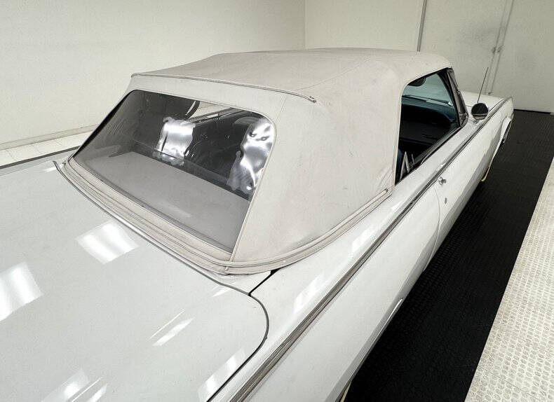 1962 Ford Thunderbird