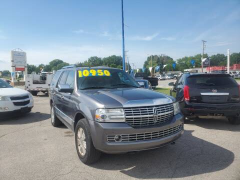 2010 Lincoln Navigator for sale at JJ's Auto Sales in Independence MO