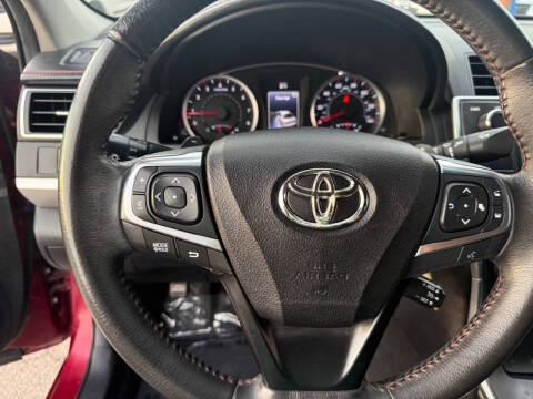 2017 Toyota Camry SE