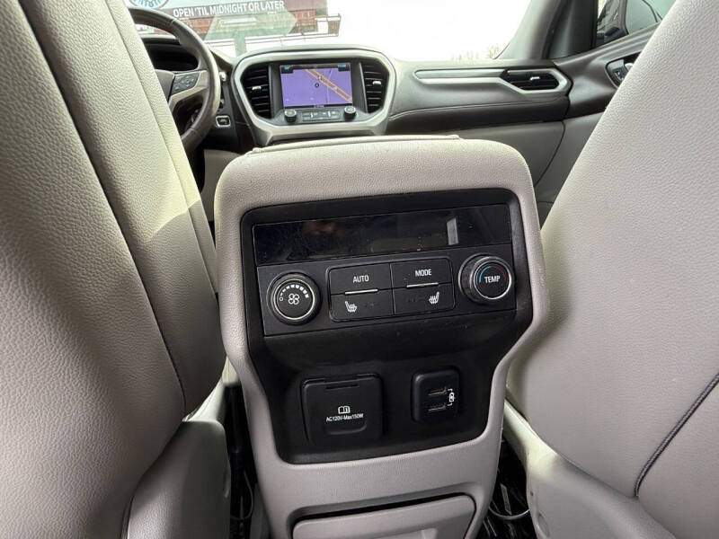 2017 GMC Acadia SLT-2