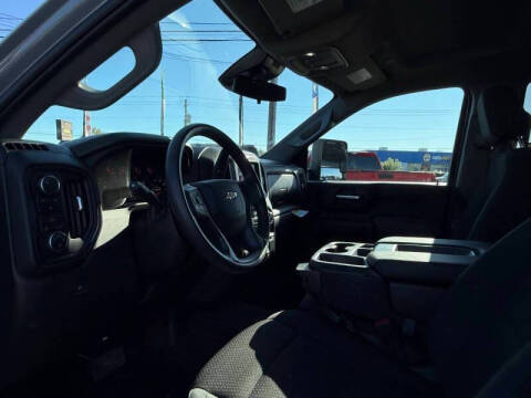 2024 Chevrolet Silverado 2500HD Custom