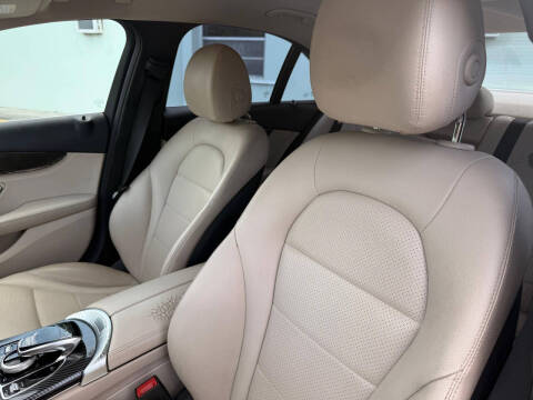 2015 Mercedes-Benz C-Class C 300