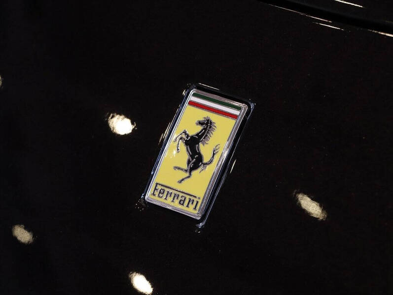 2022 Ferrari SF90 Spider