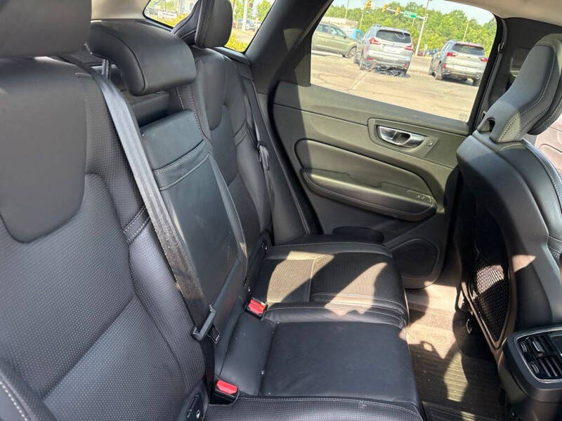 2021 Volvo XC60 T5 Inscription