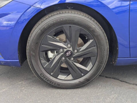 2023 Hyundai Elantra Hybrid Blue