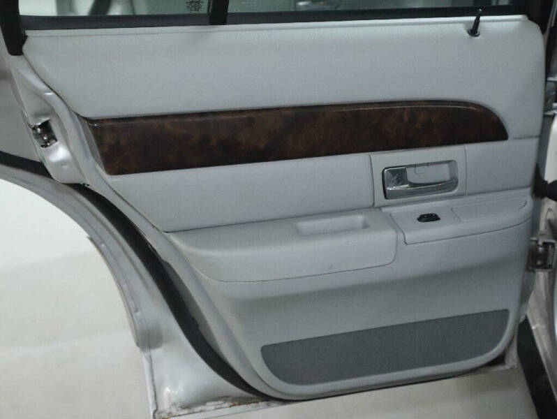 2005 Mercury Grand Marquis