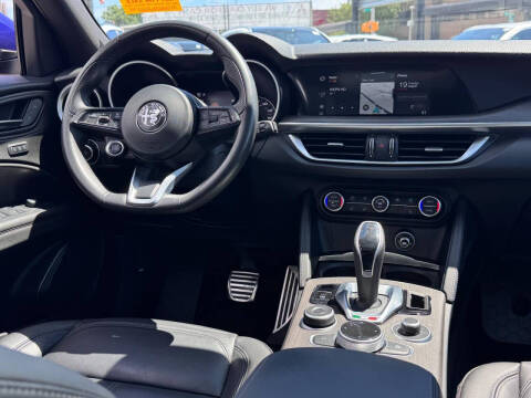 2022 Alfa Romeo Stelvio Ti