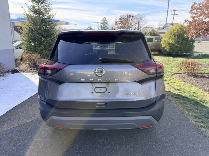 2021 Nissan Rogue SV
