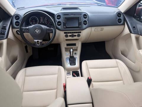 2016 Volkswagen Tiguan 2.0T SE