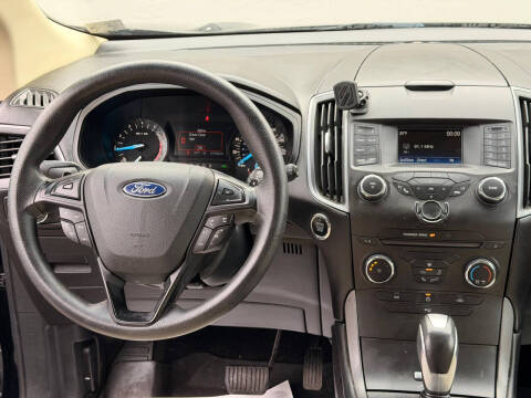 2017 Ford Edge SE