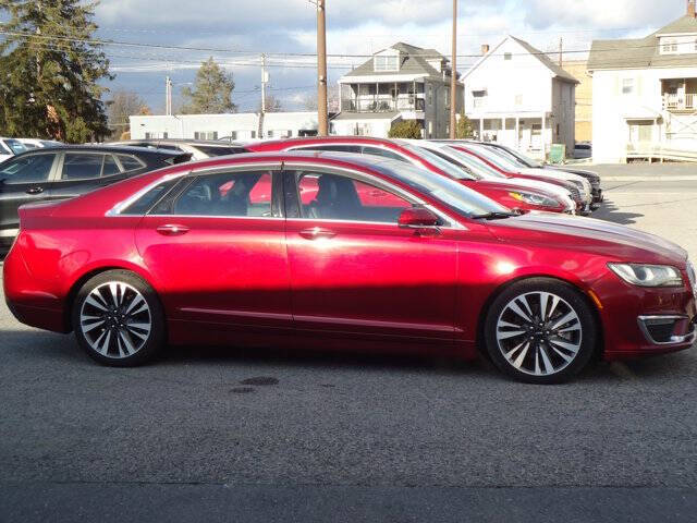 2017 Lincoln MKZ Select