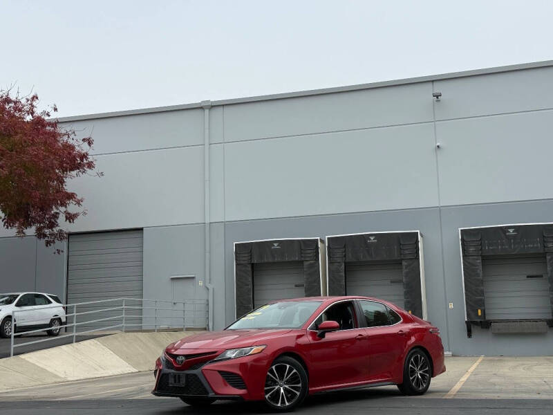 2019 Toyota Camry SE