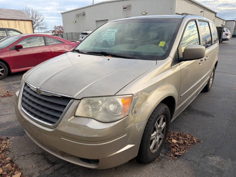 2008 Chrysler Town and Country Touring