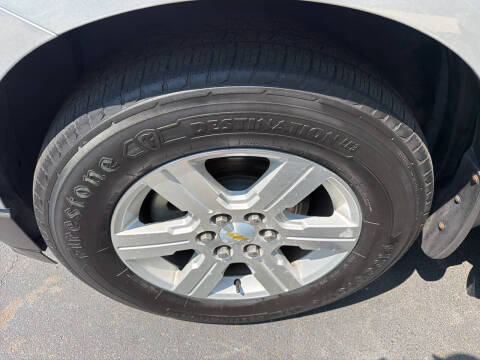 2011 Chevrolet Traverse LT