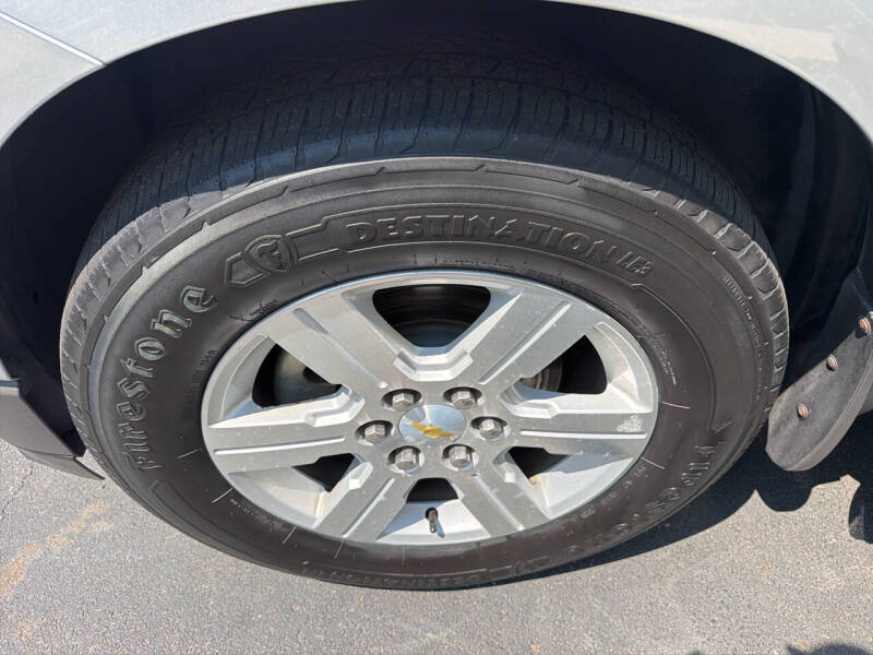 2011 Chevrolet Traverse LT