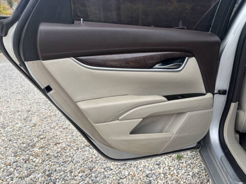 2013 Cadillac XTS Luxury Collection