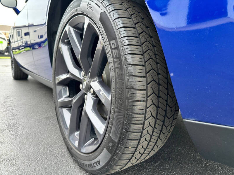 2020 Dodge Challenger SXT