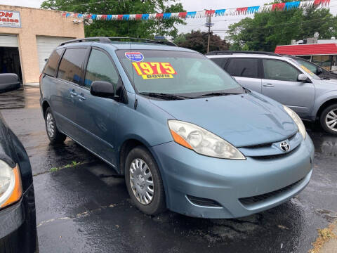2009 Toyota Sienna for sale at Motion Auto Sales in West Collingswood Heights NJ