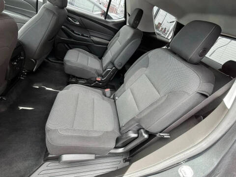2018 Chevrolet Traverse LT Cloth