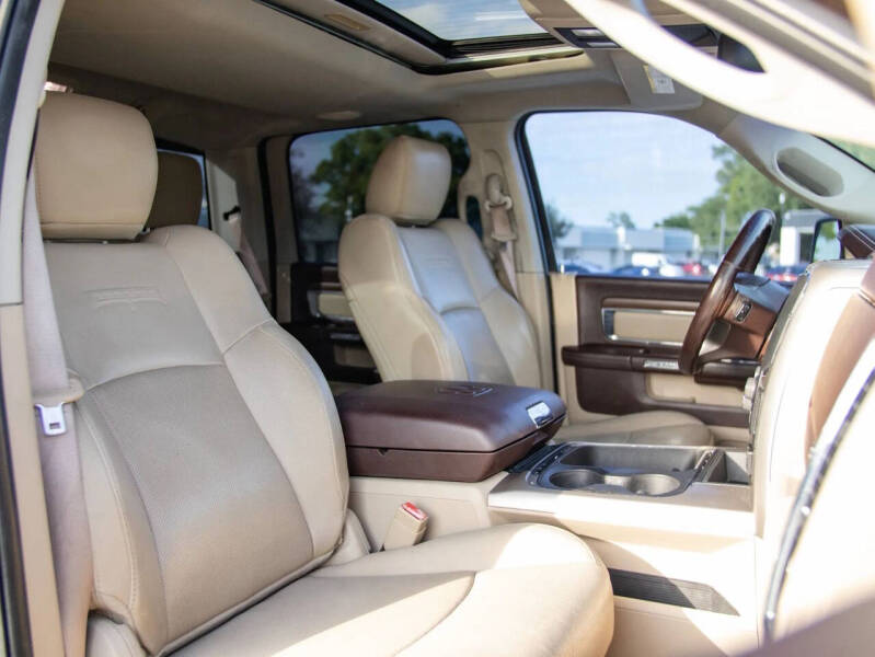 2016 RAM 1500 Laramie