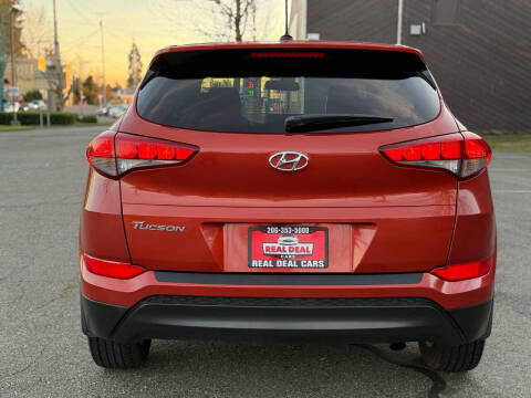 2016 Hyundai Tucson SE