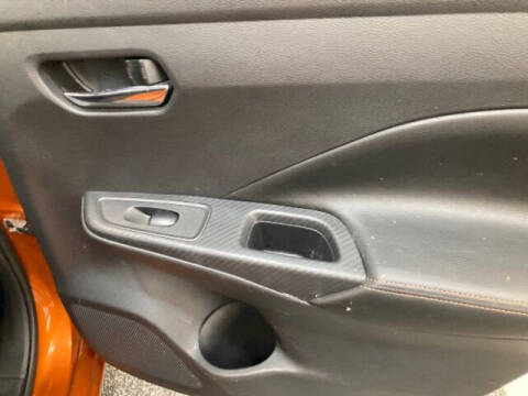 2020 Nissan Versa SR