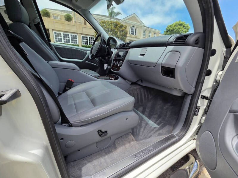 2004 Mercedes-Benz M-Class ML 350