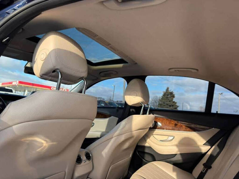 2017 Mercedes-Benz E-Class E 300 4MATIC