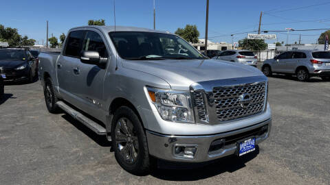 2018 Nissan Titan SV